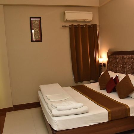 Hotel Vibhav Harsh Varanasi Eksteriør bilde